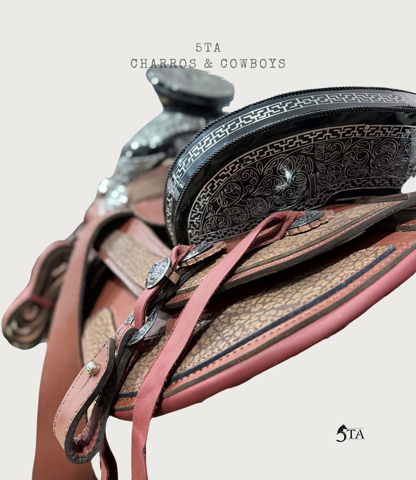 Montura Charra Piel Cuello de Toro y Fuste con Herraje