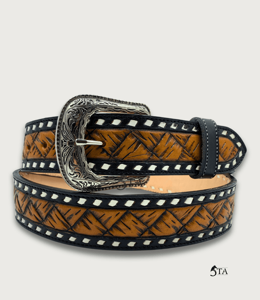 Cinto Cincelado y Pintado a Mano con Correa de Chivo