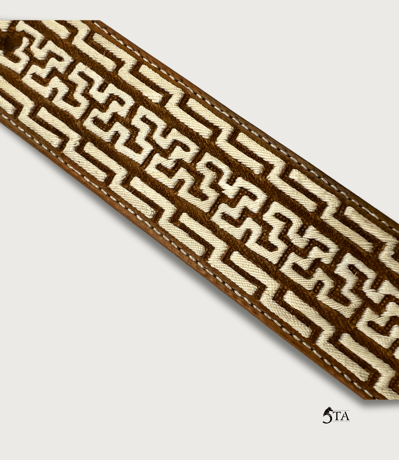 Cinto Piteado Original Media Greca y Dibujo "Y"