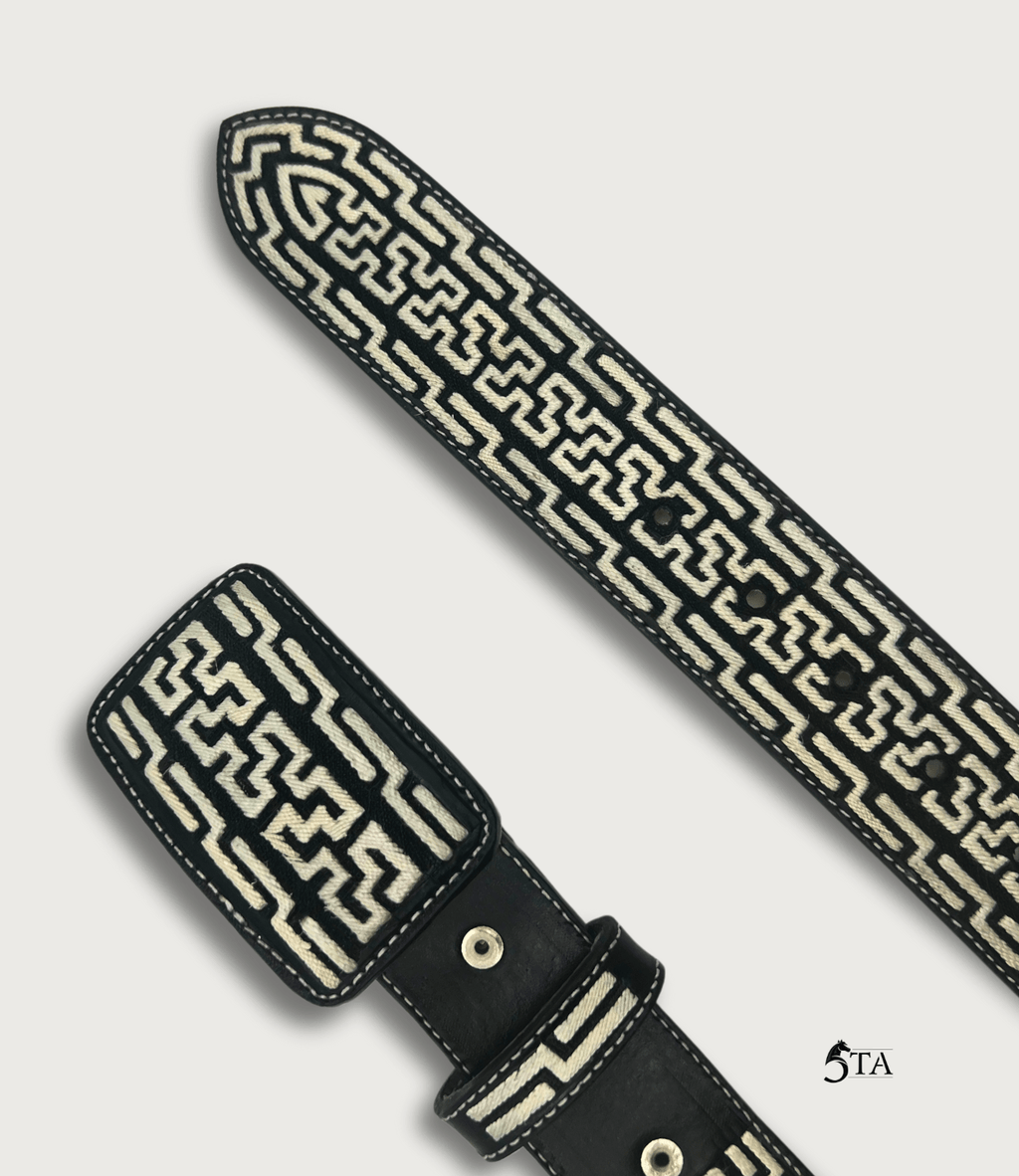 Cinto Piteado Original Media Greca y Dibujo "Y"