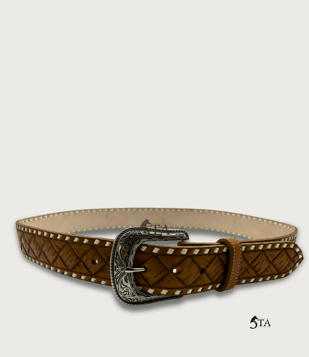 Cinto Cincelado a Mano y Correa de Chivo