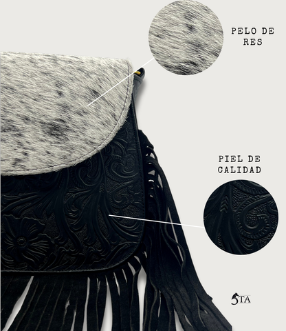 Bolso de Piel Troquelada con Barbas