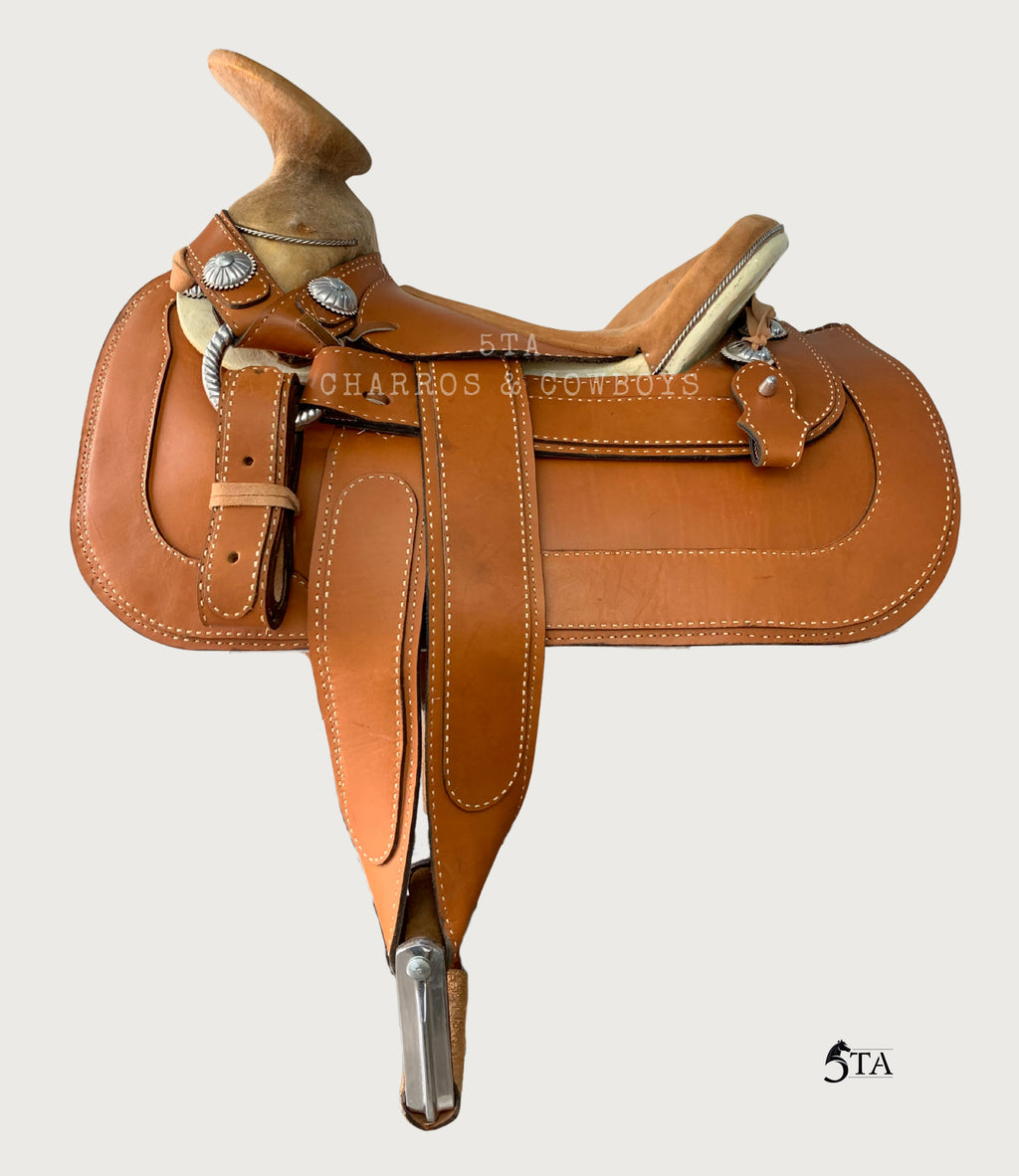 Montura Charra Bastos Cuadrados Cocida a Mano con Pita