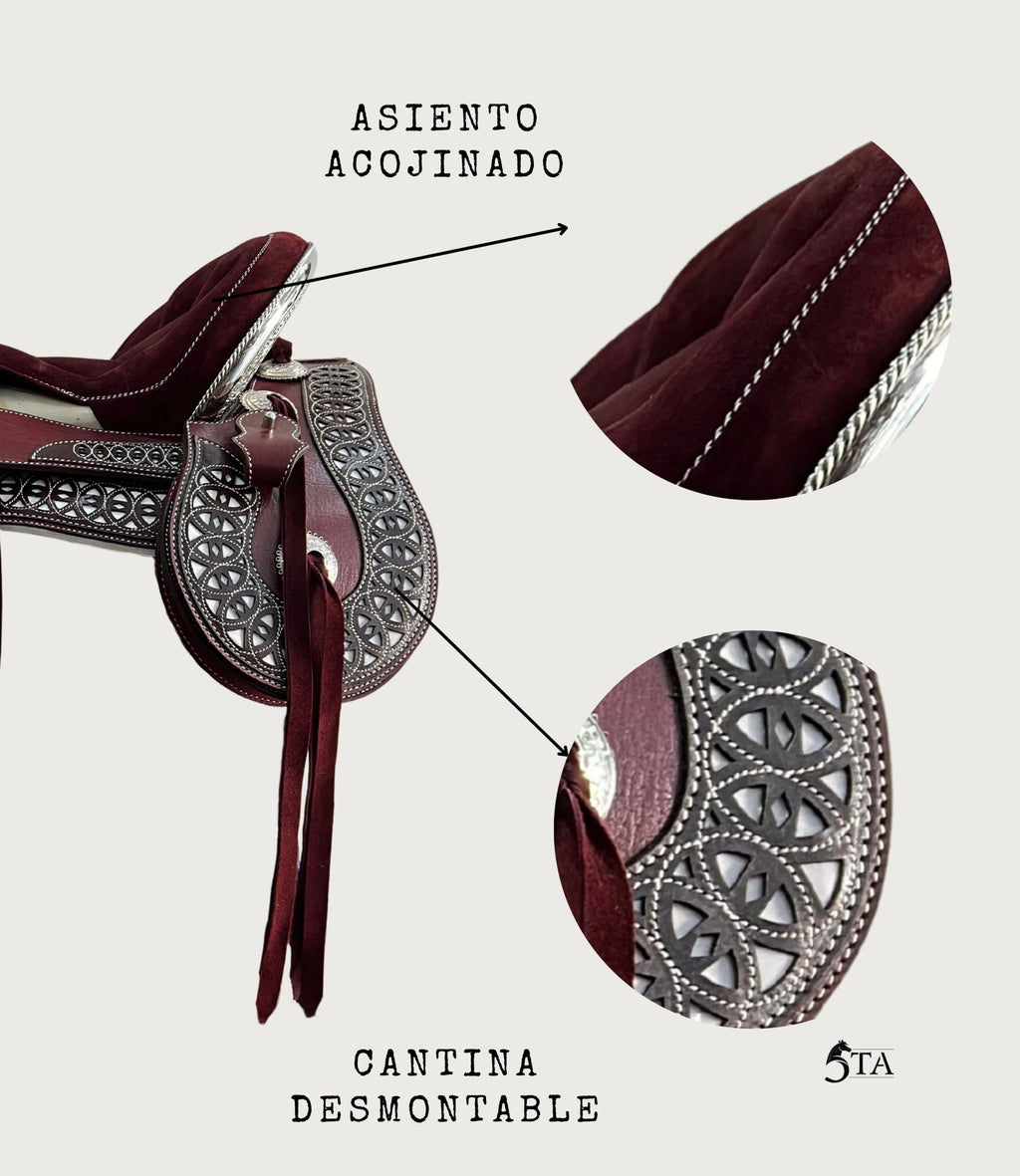 Montura Charra con Cantinas Adornos Perforados