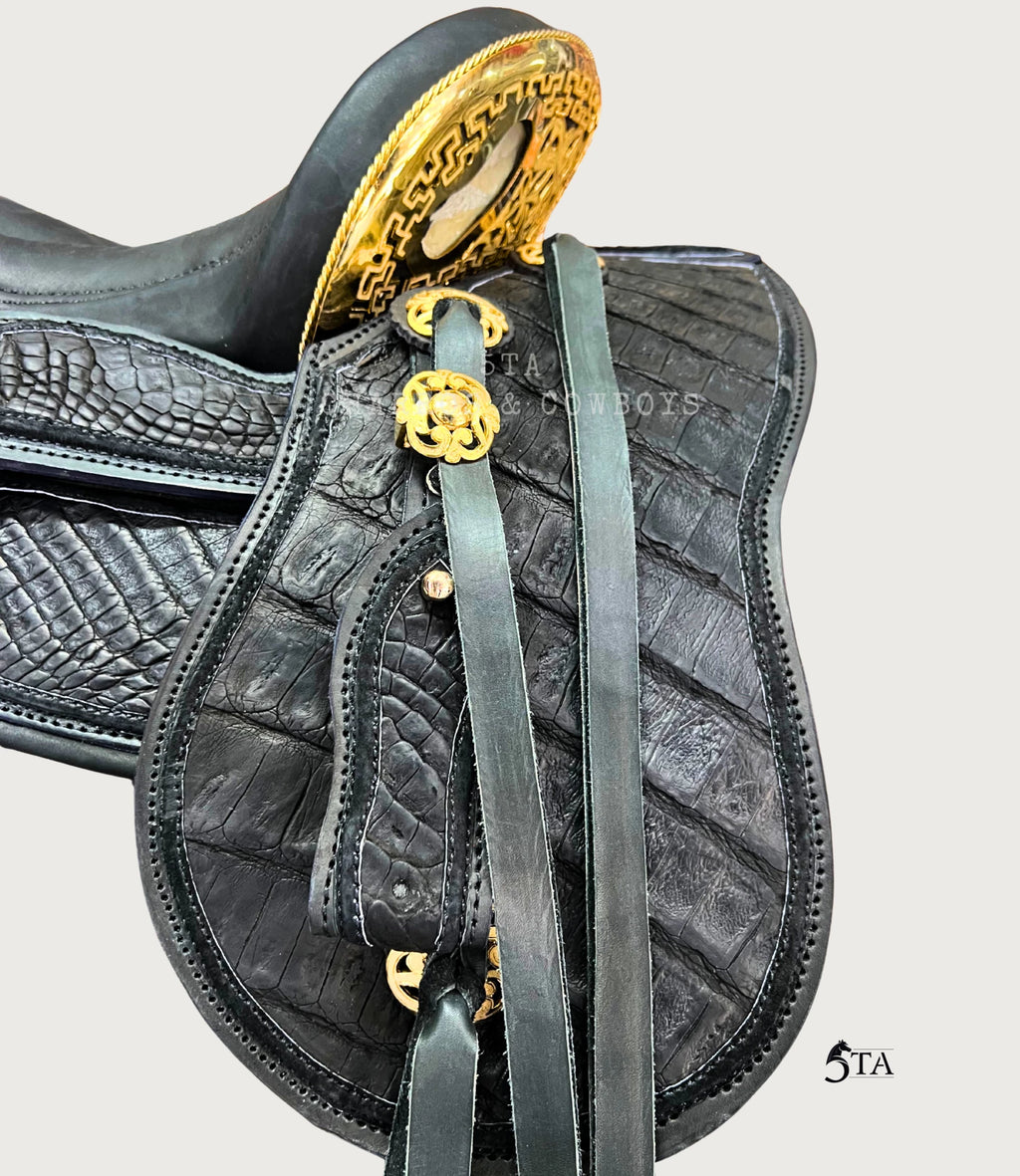 Montura Charra Piel de Cocodrilo Herraje Chapado en Oro 24 KL