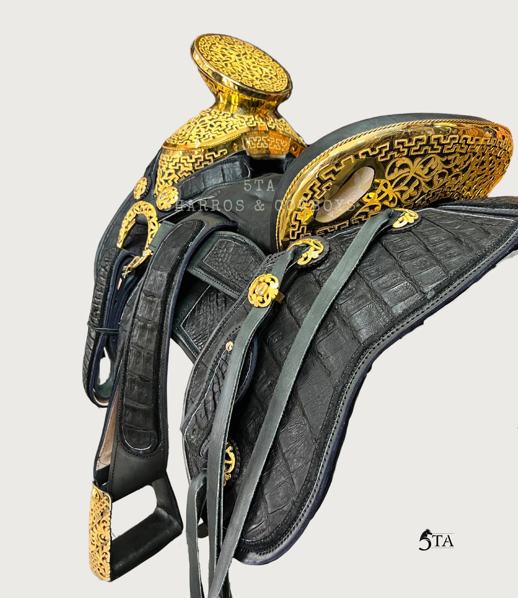 Montura Charra Piel de Cocodrilo Herraje Chapado en Oro 24 KL