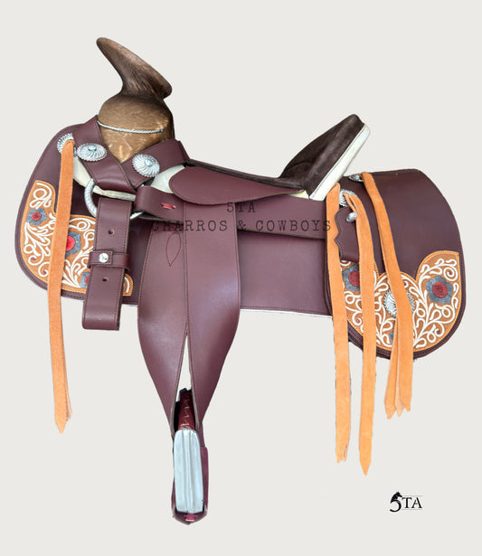 Montura Charra Piteada con Cantinas